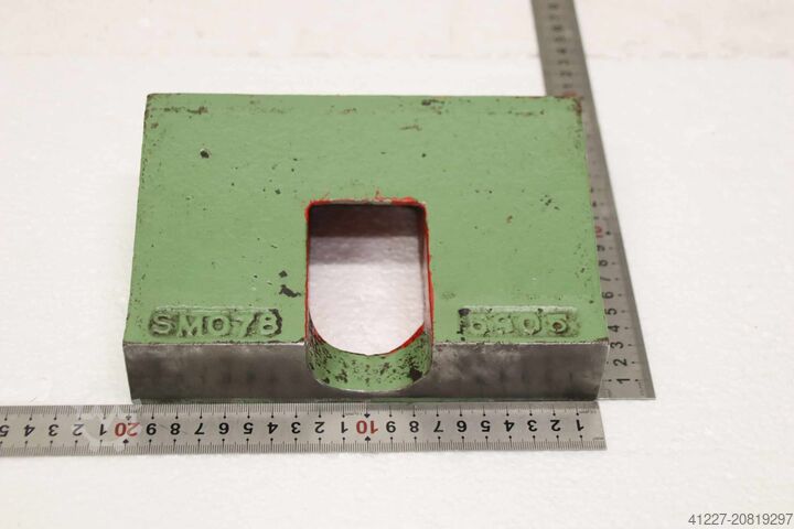 Stanzwerkzeug Zwischenblock Peddinghaus Aufnahme Unten