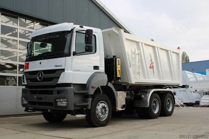 Kipper Mercedes-Benz Axor 3344 K 6x4 Tipper Truck
