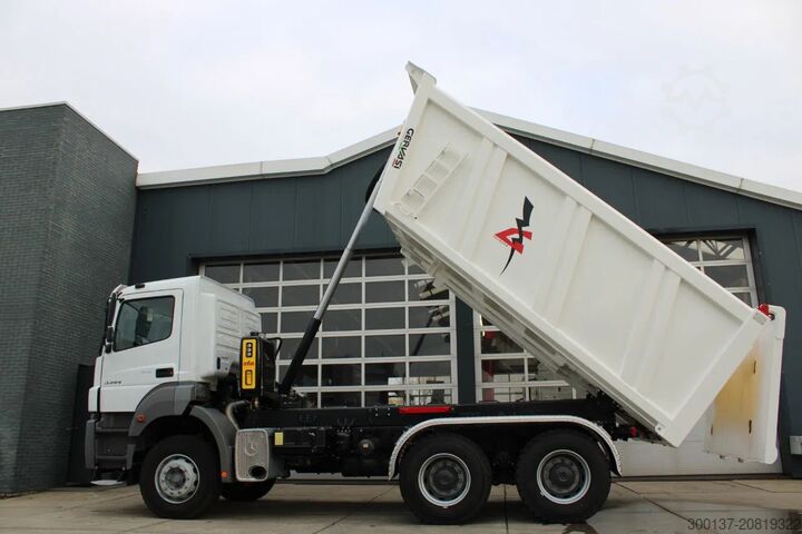 Kipper Mercedes-Benz Axor 3344 K 6x4 Tipper Truck