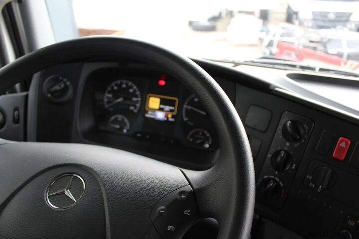 Kipper Mercedes-Benz Axor 3344 K 6x4 Tipper Truck