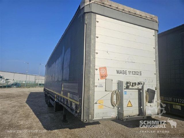 Auflieger mit Pritsche & Plane Schmitz Cargobull Semitrailer Curtainsider Mega