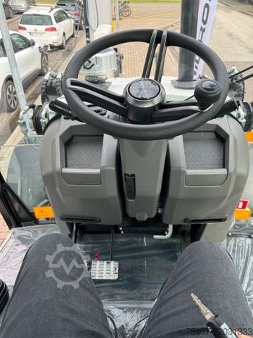 Backhoe loader Hidromek HIDROMEK HMK 102B  Strasenzulasung MotorPerkins