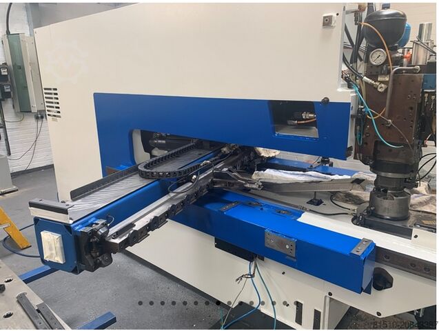 Laserschneidmaschine TRUMPF TRUMATIC 200R