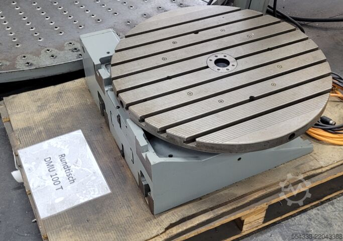 Universal machining center Deckel Maho DMU 100T