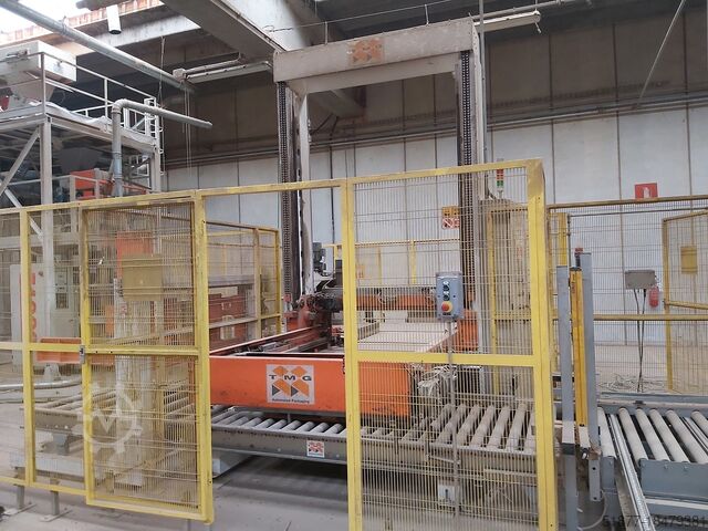 Packing and palletizing Essegi F1000