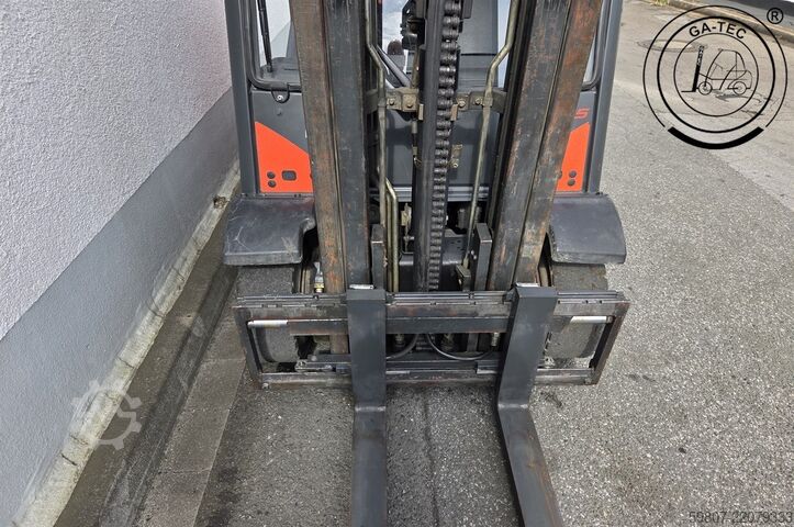 Diesel forklift Linde H25D