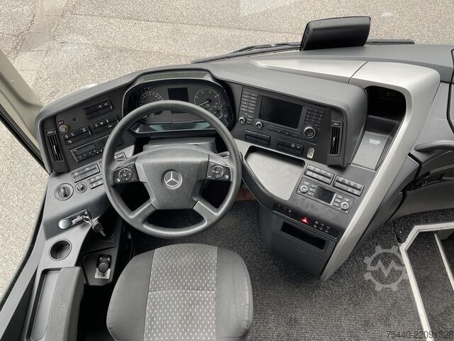 Motor coach Mercedes-Benz Tourismo 16/2 RHD - nice bus - 57 seater