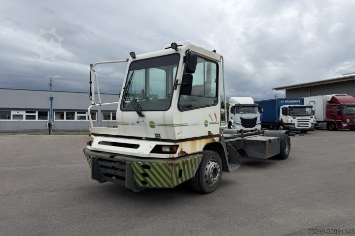 Truck chassis  YT222 4x2 Chassis-Kabine / Swiss-Vehicle