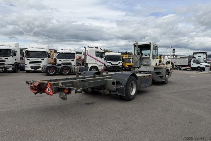 Truck chassis  YT222 4x2 Chassis-Kabine / Swiss-Vehicle