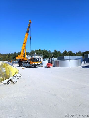 Concrete machine Polygonmach 500Ton capacity cement silo