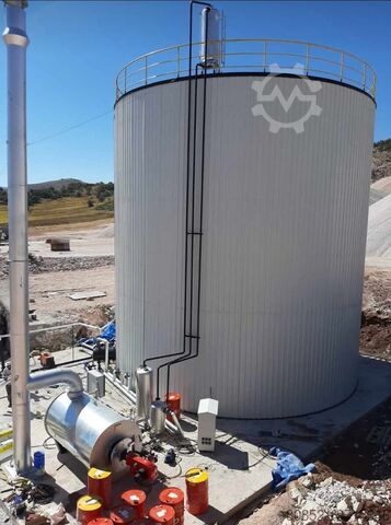 Road construction machine Polygonmach 1000 tons bitumen storage tanks
