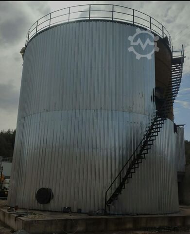 Straßenbaumaschine Polygonmach 1000 tons bitumen storage tanks
