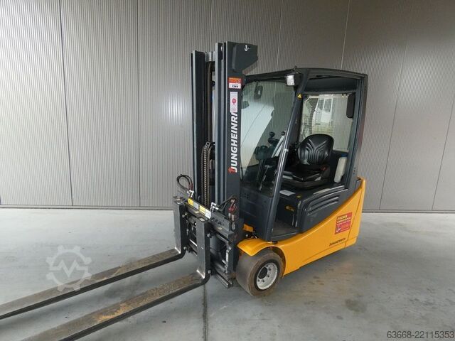 Electric 3-wheel forklift Jungheinrich EFG 220