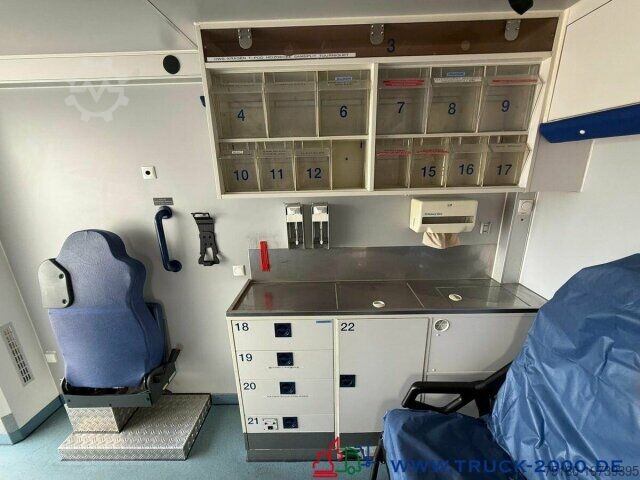 Feuerwehrfahrzeug Mercedes-Benz Sprinter 516 Fahrtec RTW Luftfederung Retarder