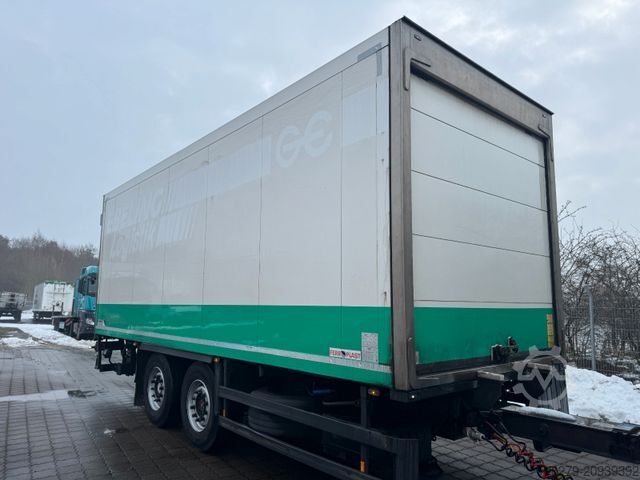 Reefer trailer SCHMITZ CARGOBULL ZKO 18 Tandem Kühlkoffer