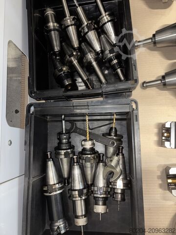 Vertical machining center matsuura MAM72-35V