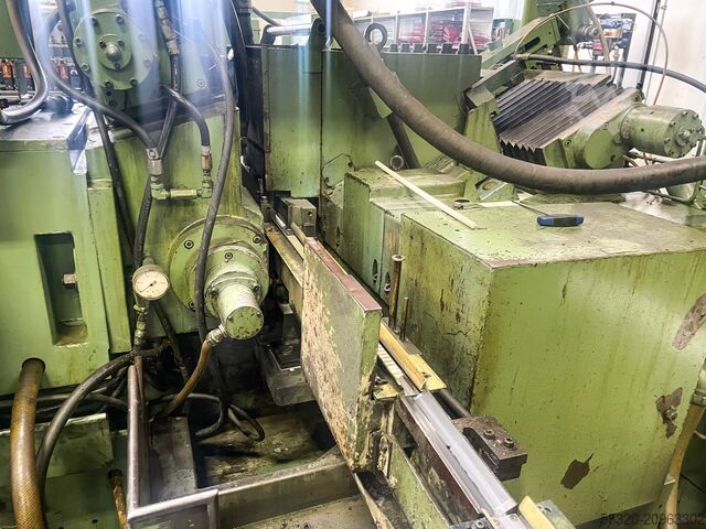 Centerless grinding machine Cincinnati Milacron 3.300