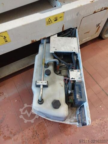Scissor lift Genie GS-4047