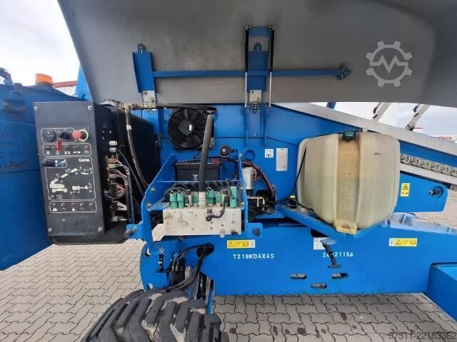 Telescopic boom lift Genie S-65