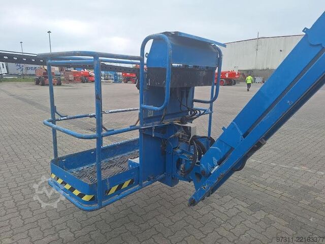 Articulated boom lift Genie Z-45/25J RT