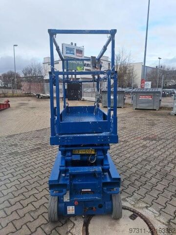 Scherenhebebühne SkyJack SJIII 3219