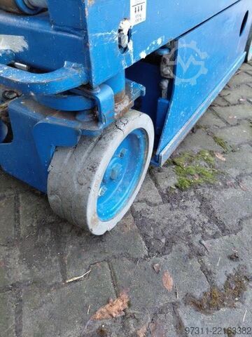 Scissor lift SkyJack SJIII 3219