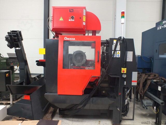 Saw Amada CM II 100 DG