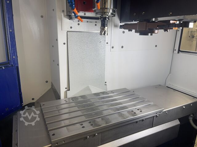 CNC machining center Emco Emcomil E350