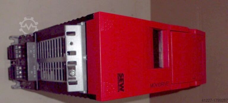 Frequency converter 2.2 kW 3.8 kVA SEW-EURODRIVE MDV60A0022-5A3-4-00