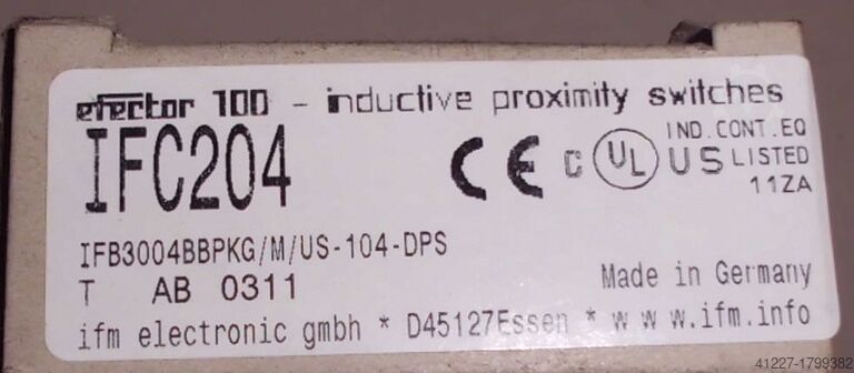 Inductive sensor IFM IFC204