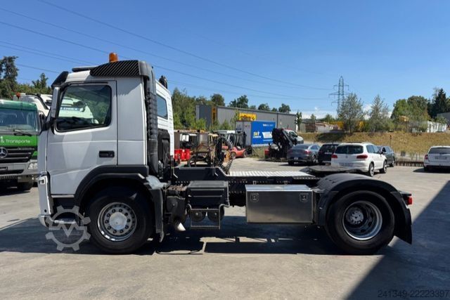 Standard tractor unit VOLVO FM-420 4x2
