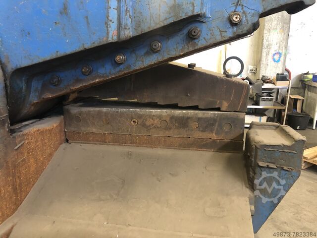 Alligatorschere Bronneberg HS 110