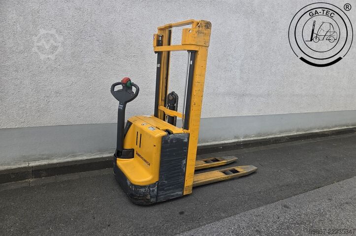Manual stacker Jungheinrich EJC112