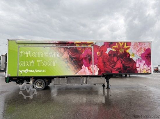 Box semitrailer  K.M.A HOLLAND KM02 KG, VERKAUFSKOFFER MIT KüCHE,  RECHTS TERRASSE AUSKLAPPBAR, SHOWTRAILER