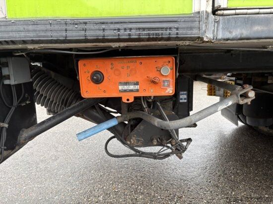 Box semitrailer  K.M.A HOLLAND KM02 KG, VERKAUFSKOFFER MIT KüCHE,  RECHTS TERRASSE AUSKLAPPBAR, SHOWTRAILER