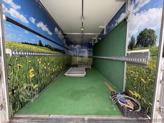 Box semitrailer  K.M.A HOLLAND KM02 KG, VERKAUFSKOFFER MIT KüCHE,  RECHTS TERRASSE AUSKLAPPBAR, SHOWTRAILER