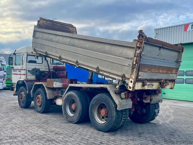 Tipper Renault G320 Manager 8x4