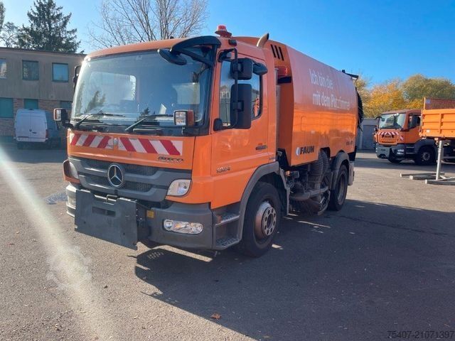 Kehrmaschine MERCEDES-BENZ Atego 2 1524 LKO FAUN Viajet 6R/ L