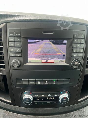 Wohnwagen/Wohnmobil MERCEDES-BENZ V 250 CDI LANG MARCO POLO TISCH MARKISE NAVI AHK