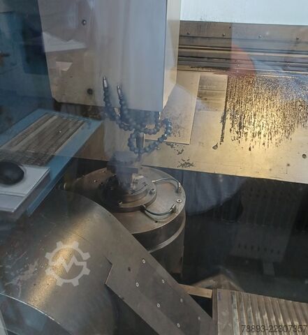 Vertical machining center Röders RFM 600 mit RCE1 (Bj.2017)