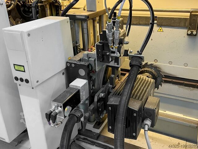 Einseitige Kantenanleimmaschine HOMAG + LIGMATECH KAR 310/9/A20/S2