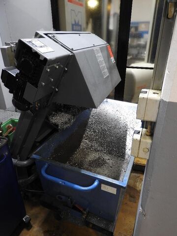 Vertikales Bearbeitungszentrum Chiron Mill 800