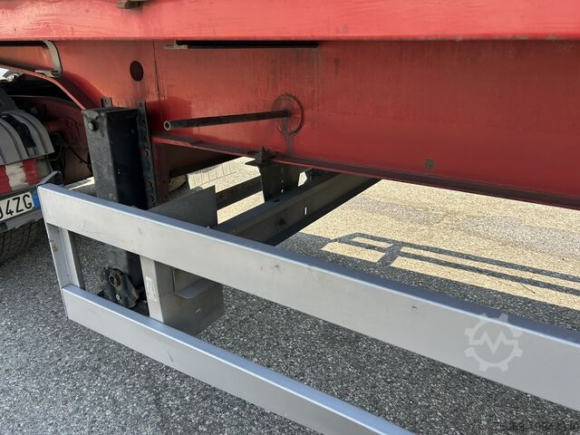 Curtain side semi-trailer SCHMITZ SCB S3B