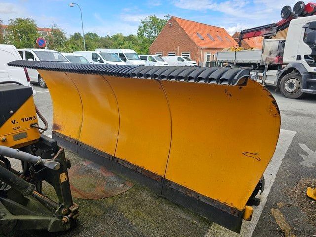Road sweeper  Schneepflug/ Schneeschiebeschild Fa. MF Maskiner