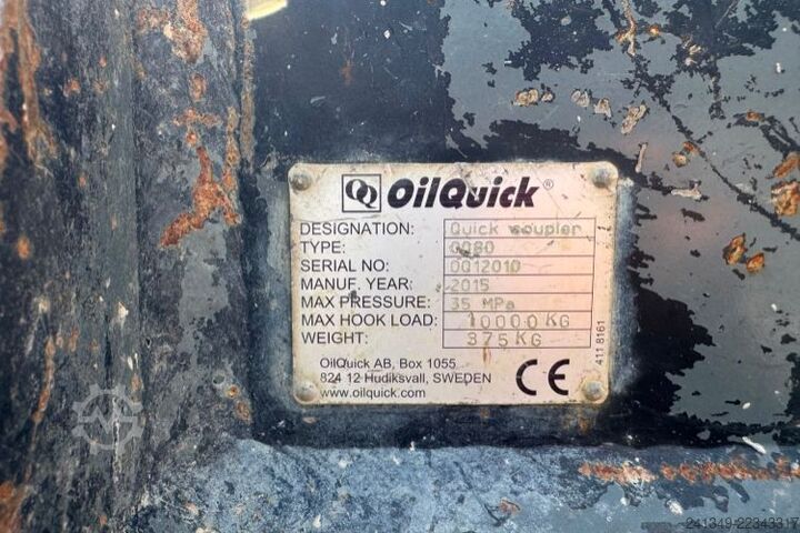 Chain excavator VOLVO ECR235 Oilquick 3x Schaufeln