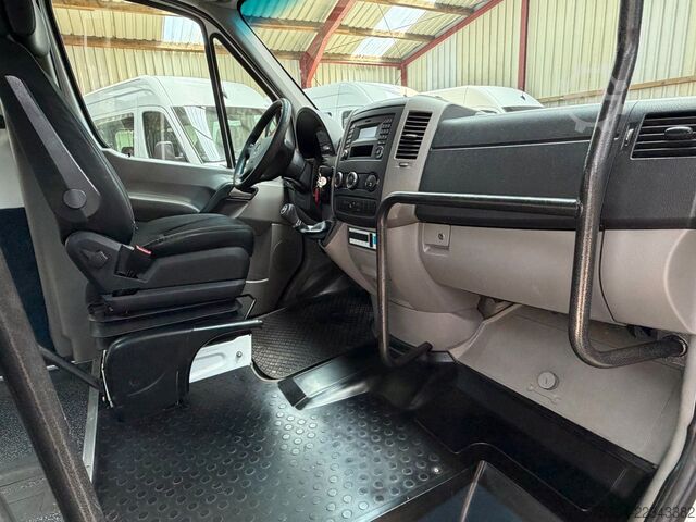 Minibus MERCEDES-BENZ Sprinter 313 Cdi L2H2 6 Sitze MOTOR DEFEKT