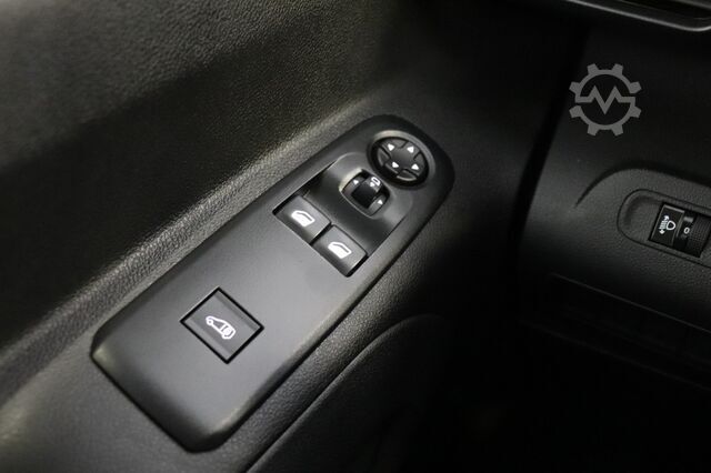 Panel van Peugeot Partner 1.5 BlueHDI 130PK Automaat EURO 6 - Air...