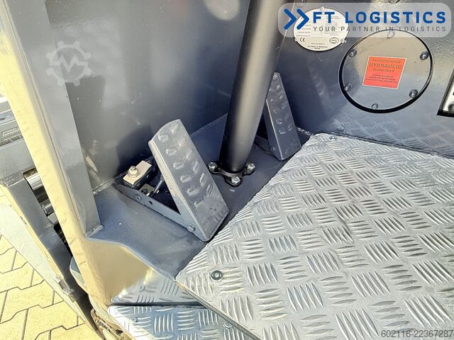 4-way forklift Combilift CB2500 GAS TRIPLEX 6000 FREE-LIFT