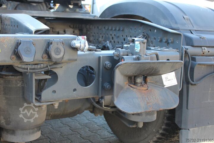 Standard SZM Mercedes-Benz Antos 1842   Anhähgerkupplung ACC Standheizung