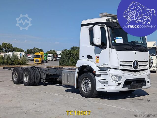 Chassis with cab Mercedes-Benz Actros 2636